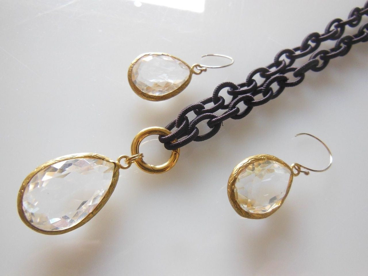 Clear Crystal Drop Earrings.-3