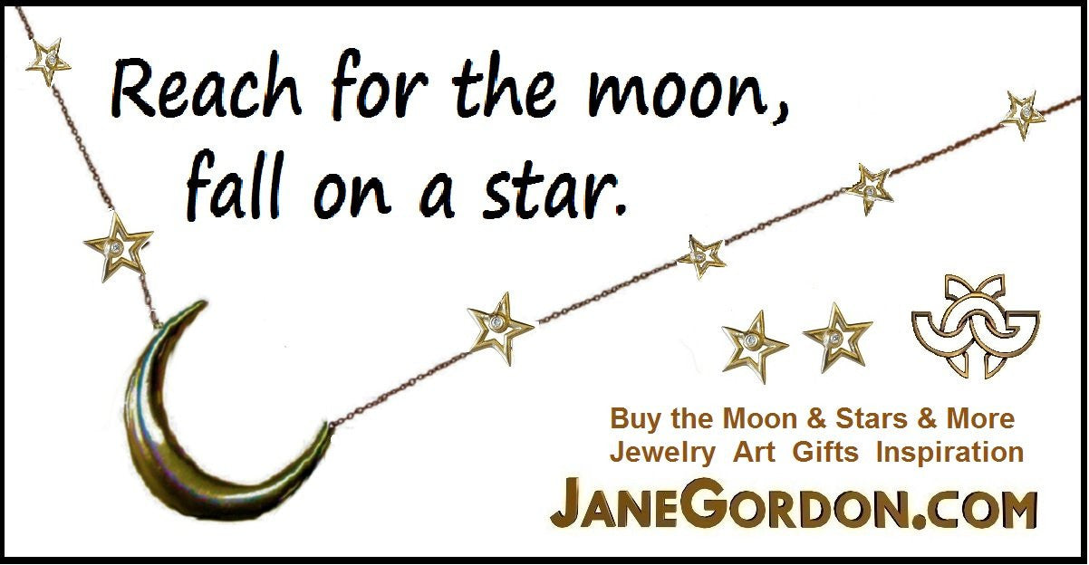 Delicate Star, Diamond & Akoya Pearl necklace in 18K Gold-2