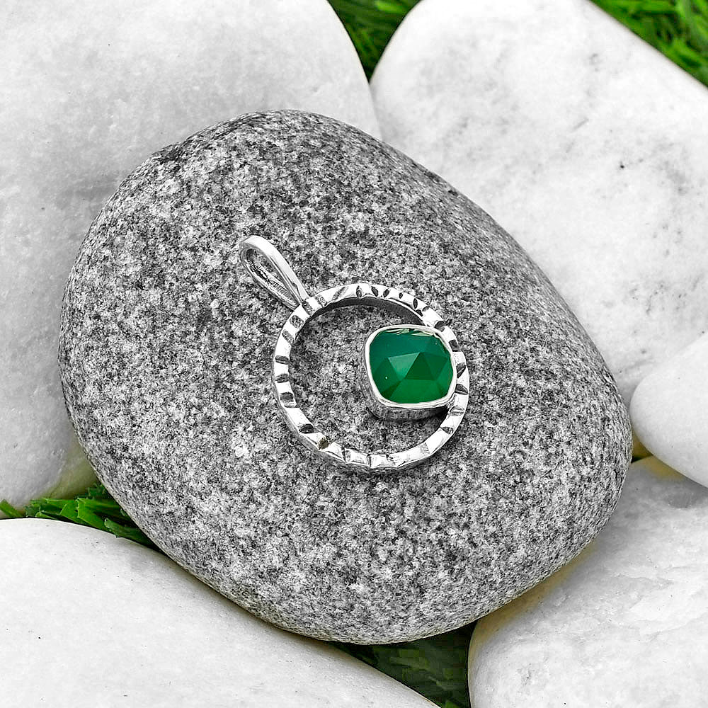 Natural Green Onyx Checker Pendant P-1067 SDP139566