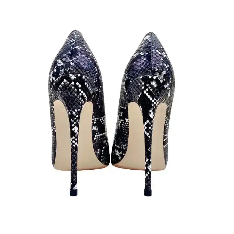 Venomous Charm Pumps