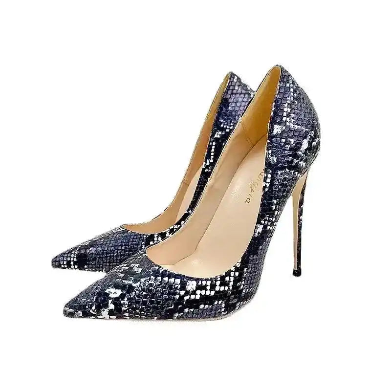 Venomous Charm Pumps