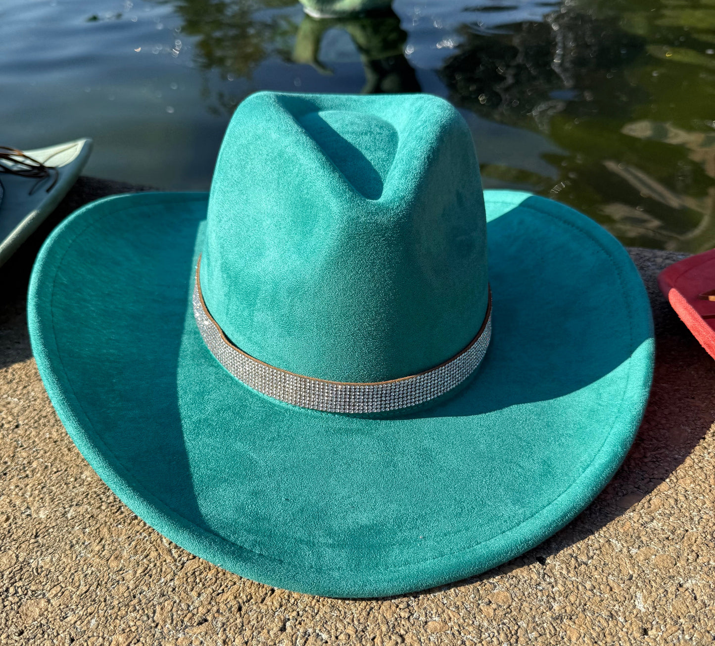 Vegan Suede Cowboy Hat, Hat with diamon Accessory, Hat for Burning, Cowboy Hat, Rancher Hat, Hat for customization