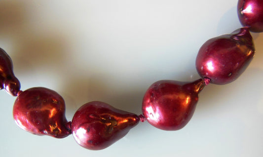 Baroque pearl necklace- Cranberry-0