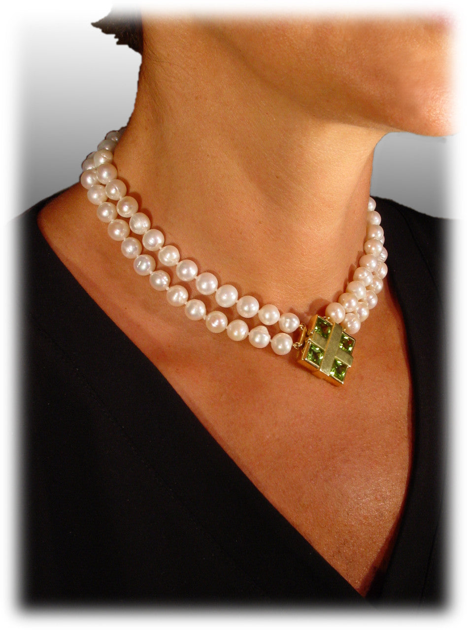 Gift Necklace-18K Gold and Peridot-0