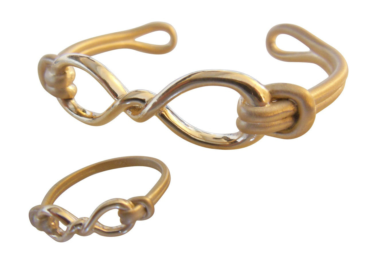 Infinity Knot Ring- 18K Gold. Tied up in infinity possibility.-1