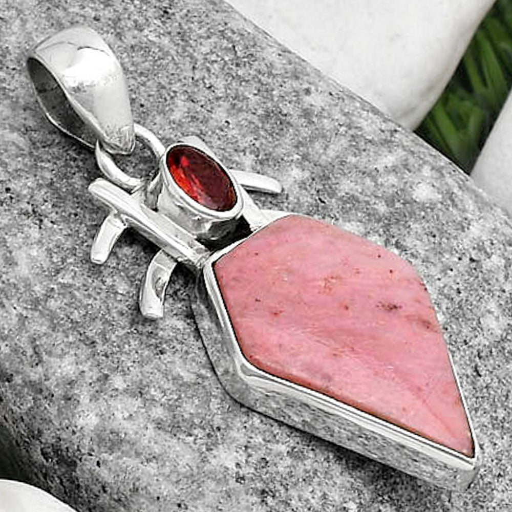 Natural Pink Tulip Quartz & Garnet Pendant P-1046 SDP120369