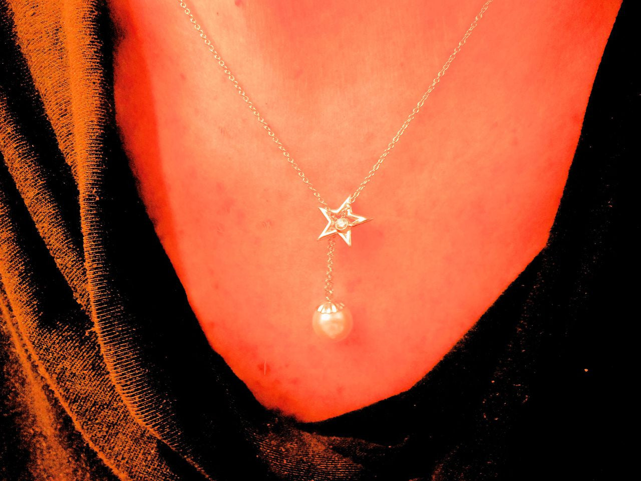 Delicate Star, Diamond & Akoya Pearl necklace in 18K Gold-12